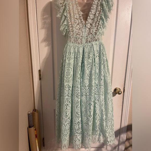 NWT ASOS Mint Green Beautiful Paisley Lace Formal Dress Sz 8 Bridesmaid Prom - Picture 4 of 11